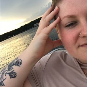 Meet your Posher, Tara